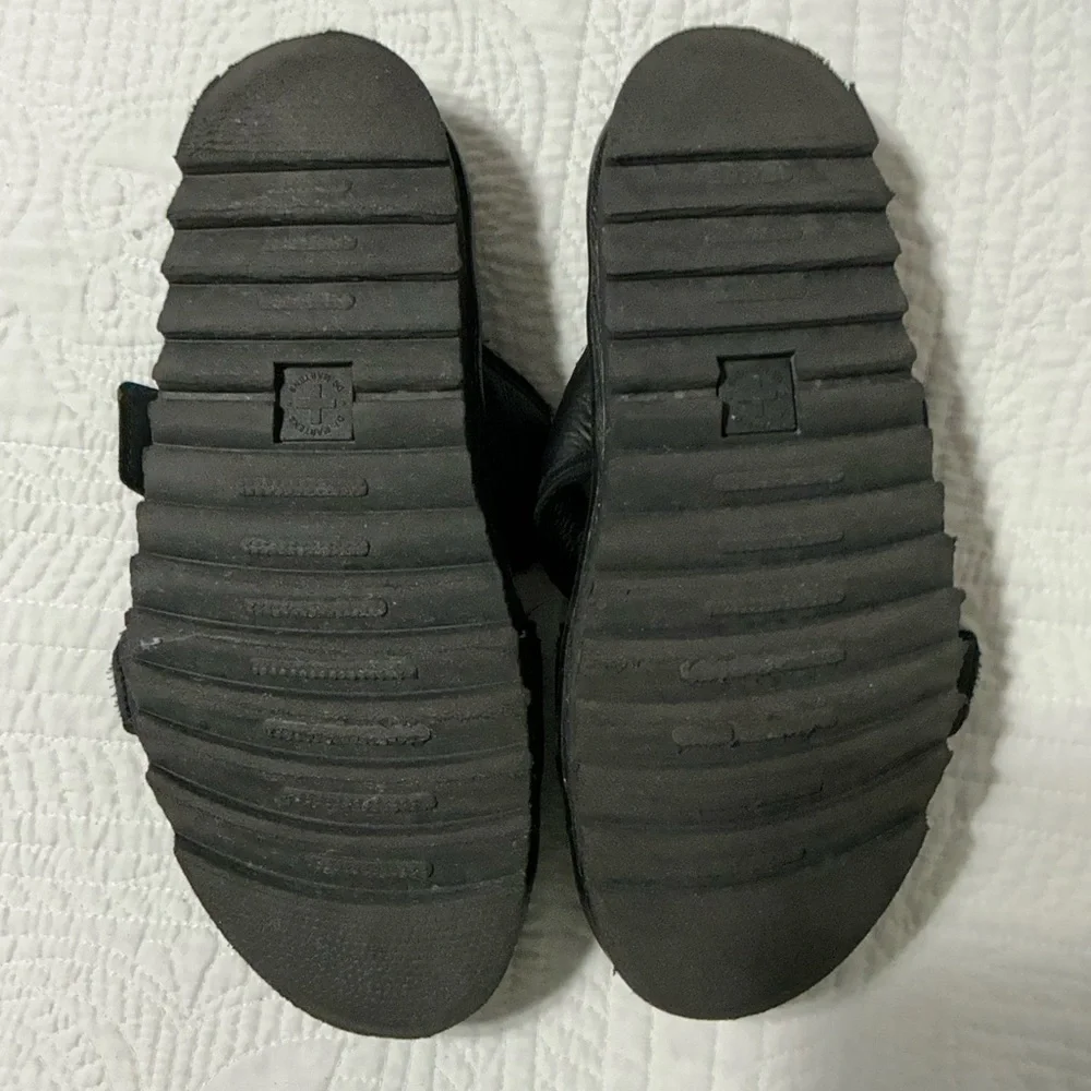Dr. Martens Myles ll black Unisex sandals size 10 men’s 11 women’s